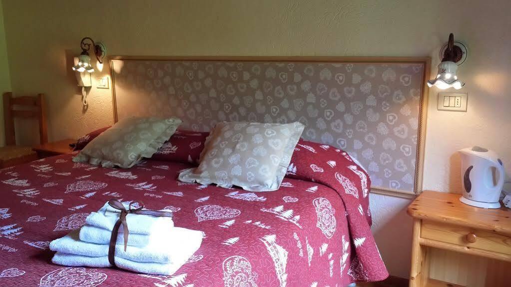 Hotel Locanda Belvedere Courmayeur Eksteriør billede